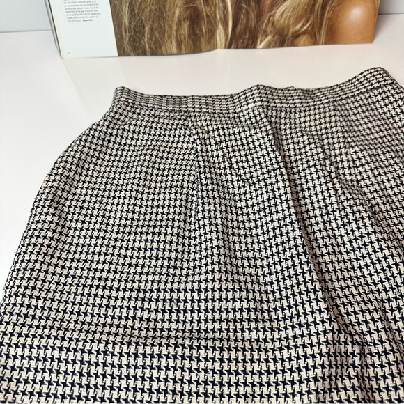 Vintage herringbone Talbots pencil Skirt - Picture 3 of 7